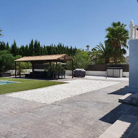 Paraiso Villa *