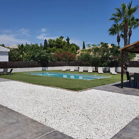 Villa Paraiso *